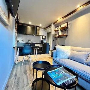 https://grey-suite-val-disre.hotels-rhonealpes.com